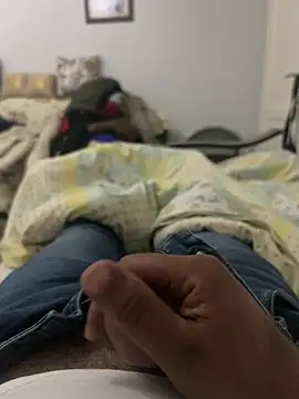 sikergecer3435 online show from April 14, 2026, 8:58 pm