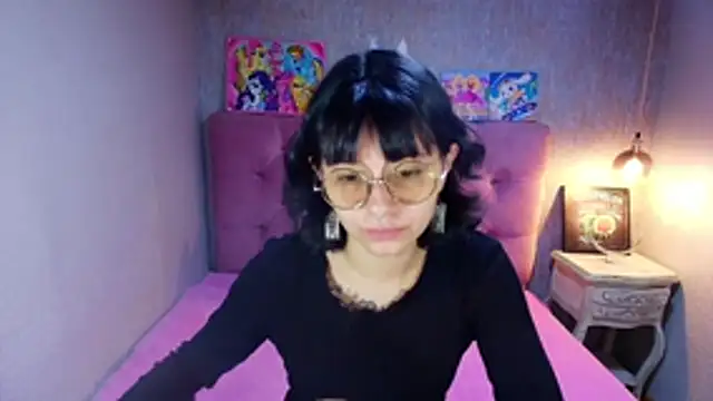Snapshot of charlottemoonxz chatting on July 13, 2026, 5:45 pm charlottemoonxz online show from July 13, 2026, 5:45 pm