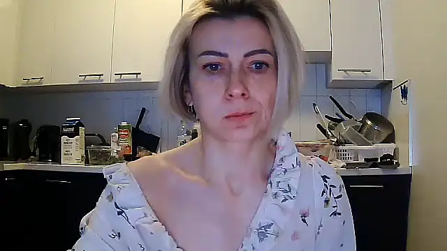 Snapshot of anechka1 chatting on February 26, 2025, 12:05 pm anechka1 online show from February 26, 2025, 12:05 pm