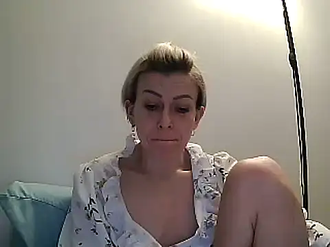 Snapshot of anechka1 chatting on January 13, 2025, 10:45 pm anechka1 online show from January 13, 2025, 10:45 pm