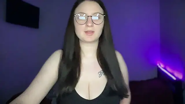 LocaAlis online show from November 23, 2025, 5:01 pm