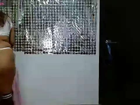 Snapshot of CaroMasha chatting on February 11, 2025, 11:44 pm CaroMasha online show from February 11, 2025, 11:44 pm