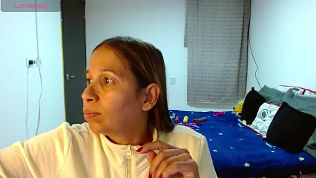 CaroMasha online show from March 11, 2026, 12:04 am