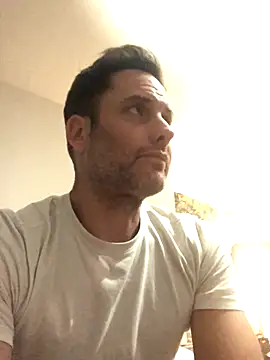 Romain69- online show from November 3, 2025, 1:22 am