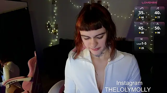 Snapshot of LolyMolli chatting on March 6, 2025, 5:11 pm LolyMolli online show from March 6, 2025, 5:11 pm