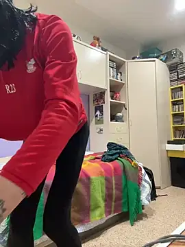 Kamaleonix online show from February 4, 2025, 10:34 pm