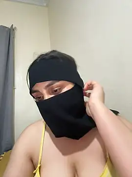 sexyarim online show from April 21, 2026, 2:03 am