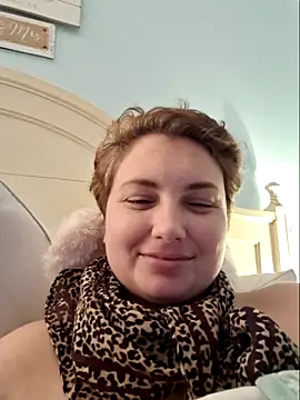 MilfyMrsRobinson online show from March 6, 2026, 11:00 pm