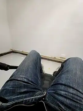 Snapshot of 2tomka52052sex chatting on January 25, 2025, 10:08 am 2tomka52052sex online show from January 25, 2025, 10:08 am