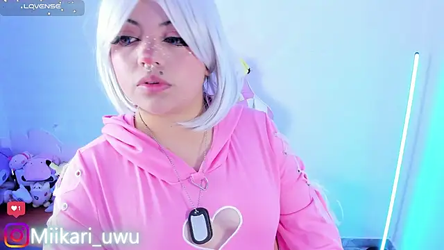 Ahri Elderwood online show from February 13, 2026, 4:01 am