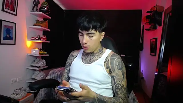 jung dragon online show from October 11, 2025, 1:56 pm