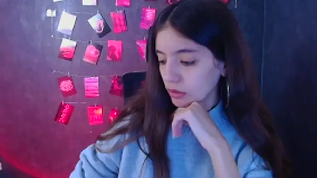 Snapshot of Aishell_ chatting on December 19, 2025, 6:49 am Aishell online show from December 19, 2025, 6:49 am