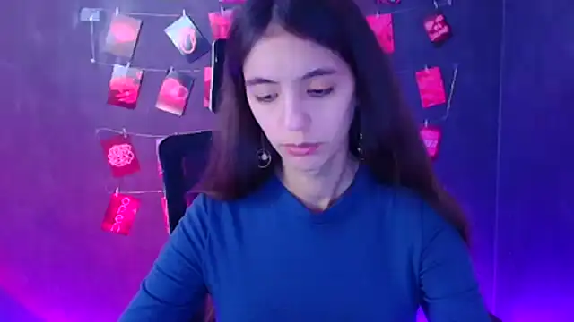 Snapshot of Aishell_ chatting on January 5, 2026, 5:27 pm Aishell online show from January 5, 2026, 5:27 pm