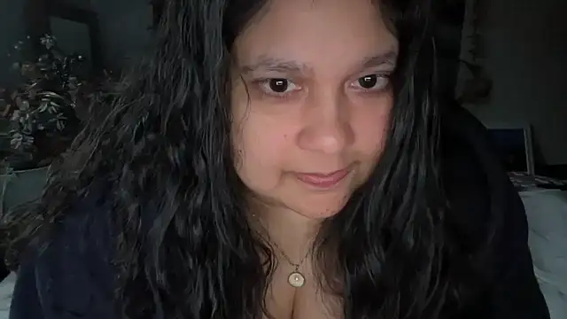 MelanieFawker online show from October 13, 2025, 2:07 pm