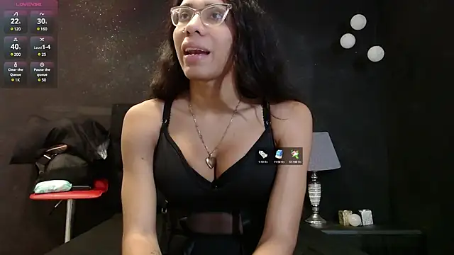 Snapshot of EmilyGomezLS chatting on March 13, 2025, 11:30 am EmilyGomezLS online show from March 13, 2025, 11:30 am