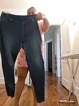 pinkpassionpleaser online show from February 25, 2026, 10:59 am