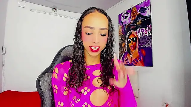 Snapshot of Bigcatalove chatting on February 14, 2026, 1:00 pm Bigcatalove online show from February 14, 2026, 1:00 pm