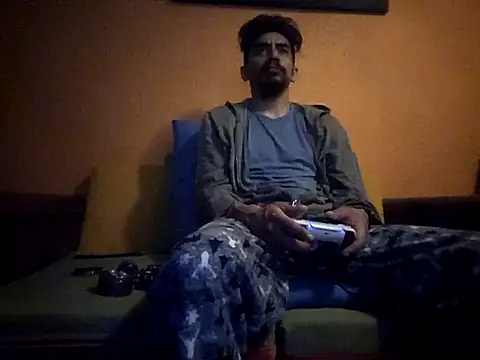 Snapshot of Angel_Coronel chatting on February 18, 2025, 1:10 am Angel Coronel online show from February 18, 2025, 1:10 am