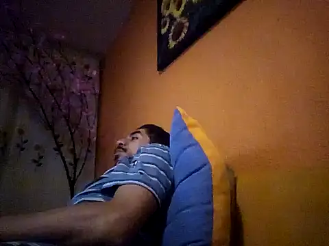 Snapshot of Angel_Coronel chatting on December 4, 2024, 10:51 am Angel Coronel online show from December 4, 2024, 10:51 am