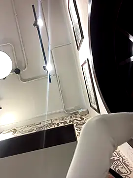 DaryRos online show from November 11, 2025, 5:19 pm