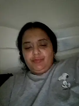 sarahhh1987 online show from November 14, 2025, 7:17 pm