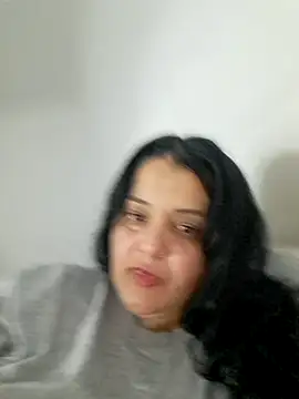 sarahhh1987 online show from March 4, 2026, 4:59 pm