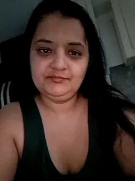 sarahhh1987 online show from April 1, 2026, 5:53 am