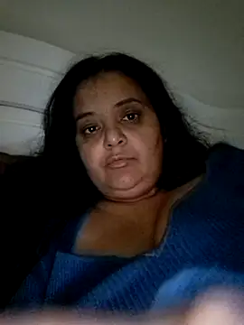 sarahhh1987 online show from November 28, 2025, 6:41 pm