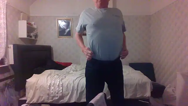 Snapshot of shaun63m chatting on March 28, 2026, 2:56 am shaun63m online show from March 28, 2026, 2:56 am