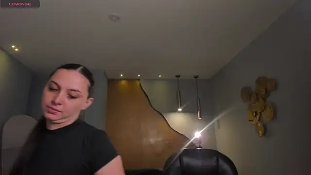 AliceHarper  online show from March 4, 2026, 7:54 pm