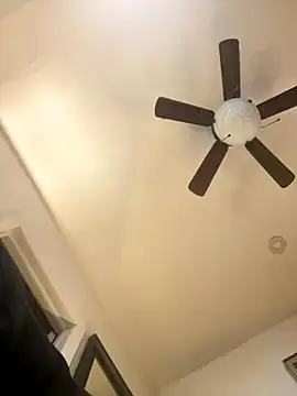 holyeroticss online show from October 2, 2025, 7:17 pm