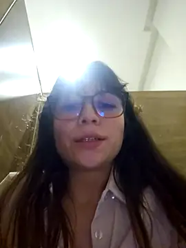 mmmVirginia online show from April 1, 2026, 7:22 pm