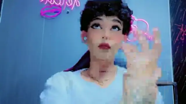 Marian LV online show from November 20, 2025, 5:24 pm