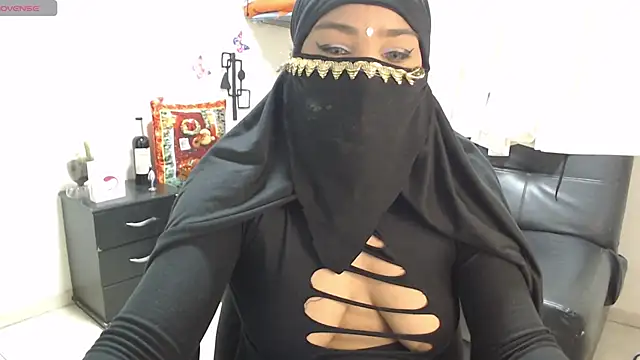 Snapshot of Aaliyah_brown chatting on January 3, 2025, 8:54 am Aaliyah brown online show from January 3, 2025, 8:54 am