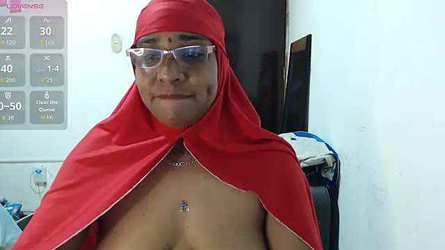 Snapshot of Aaliyah_brown chatting on November 20, 2025, 3:18 am Aaliyah brown online show from November 20, 2025, 3:18 am