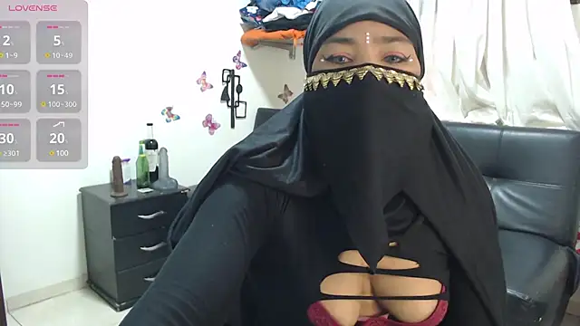 Snapshot of Aaliyah_brown chatting on January 25, 2025, 8:10 am Aaliyah brown online show from January 25, 2025, 8:10 am