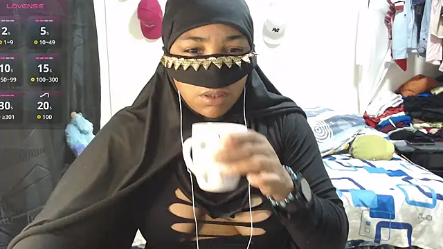 Snapshot of Aaliyah_brown chatting on November 12, 2025, 8:07 am Aaliyah brown online show from November 12, 2025, 8:07 am