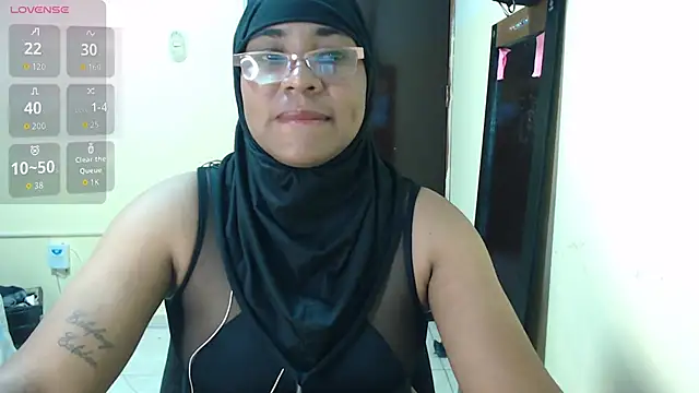 Snapshot of Aaliyah_brown chatting on November 24, 2025, 2:39 pm Aaliyah brown online show from November 24, 2025, 2:39 pm