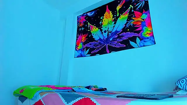 Snapshot of Sexyboy_666 chatting on February 4, 2026, 9:37 am Sexyboy 666 online show from February 4, 2026, 9:37 am