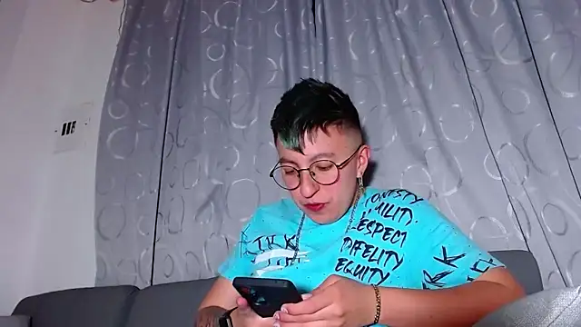 Snapshot of Sexyboy_666 chatting on November 25, 2025, 6:36 am Sexyboy 666 online show from November 25, 2025, 6:36 am