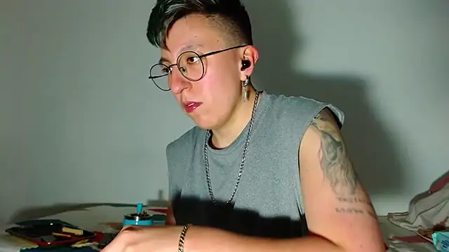 Snapshot of Sexyboy_666 chatting on December 2, 2025, 9:38 pm Sexyboy 666 online show from December 2, 2025, 9:38 pm