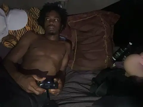 Snapshot of SlimeCrownzOut5 chatting on November 19, 2025, 5:51 am SlimeCrownzOut5 online show from November 19, 2025, 5:51 am