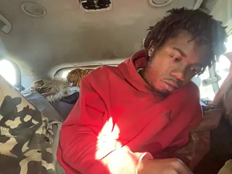 Snapshot of SlimeCrownzOut5 chatting on November 2, 2025, 2:22 pm SlimeCrownzOut5 online show from November 2, 2025, 2:22 pm