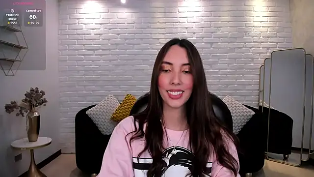 Snapshot of AnaisNin chatting on September 12, 2025, 4:01 am AnaisNin online show from September 12, 2025, 4:01 am