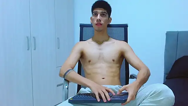 jhony-sex online show from September 11, 2025, 6:57 am