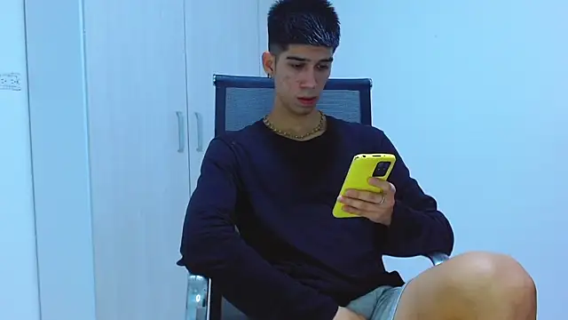 jhony-sex online show from September 27, 2025, 2:18 am