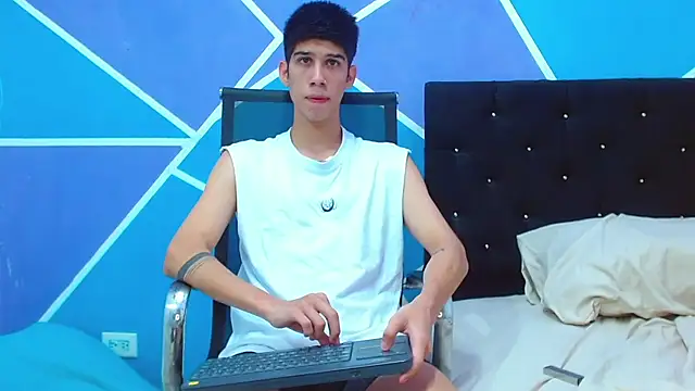 jhony-sex online show from February 27, 2025, 8:24 am