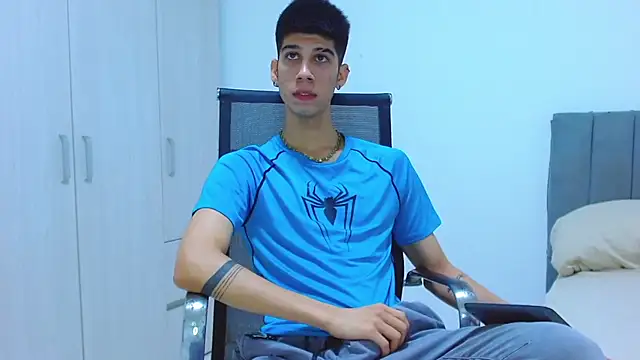 jhony-sex online show from October 11, 2025, 3:40 am