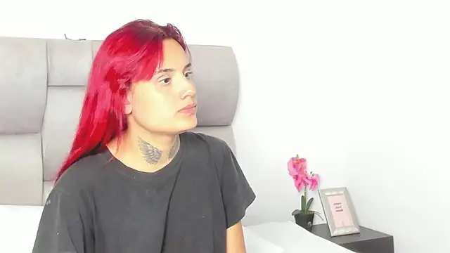 Snapshot of Susan-Sweet-7 chatting on March 2, 2025, 8:03 pm Susan-Sweet-7 online show from March 2, 2025, 8:03 pm