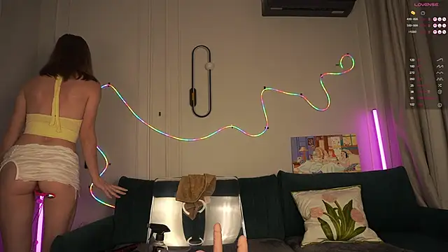 anna54784 online show from March 5, 2026, 3:47 am